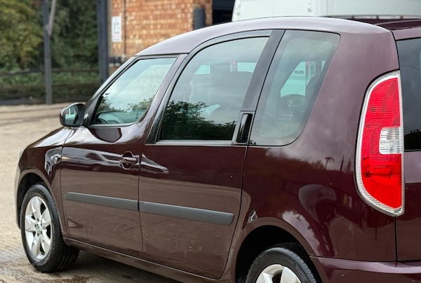 Used Skoda Roomster 2012 for sale - 76236915: Photo 34