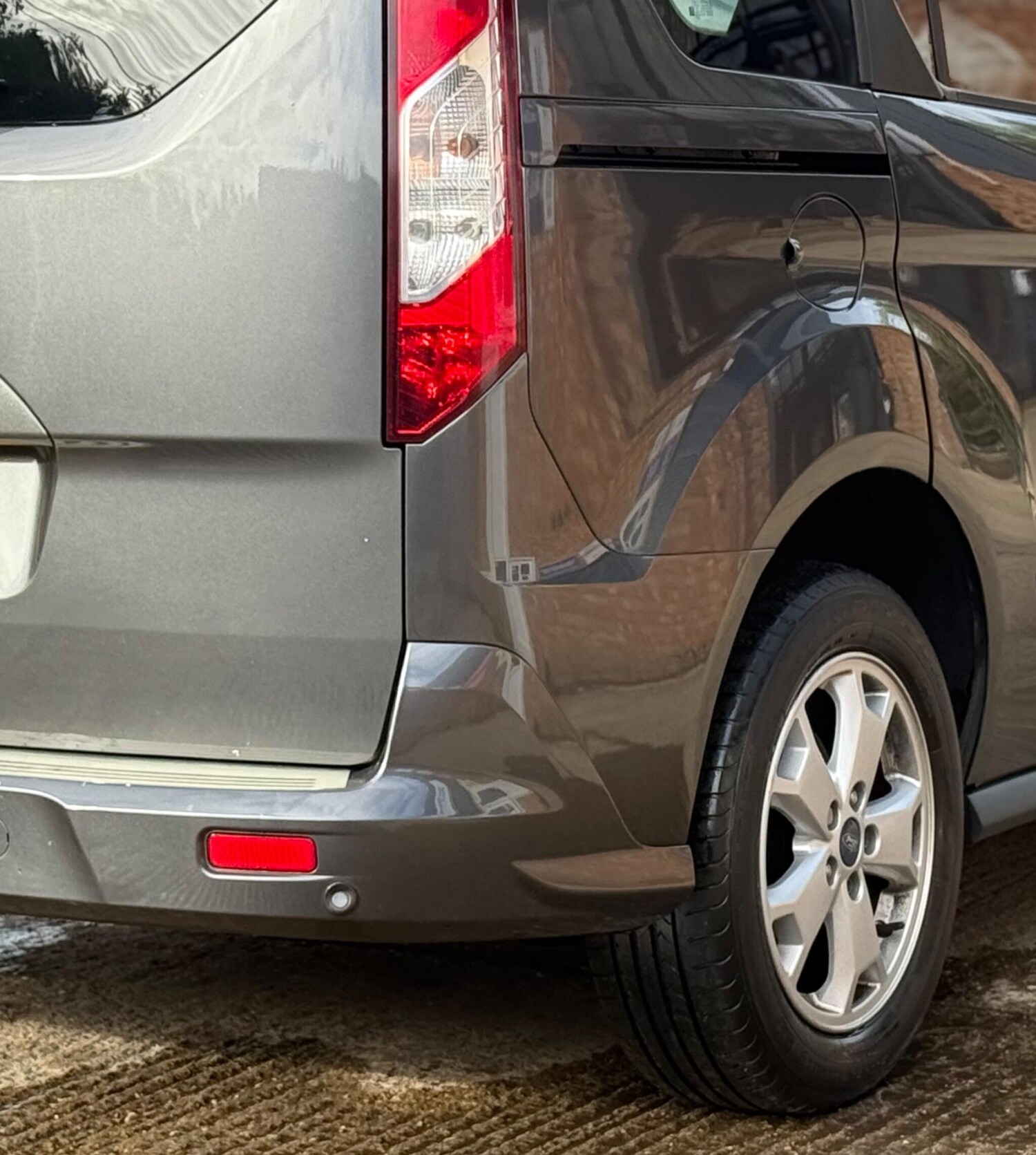 Used Ford Tourneo Connect 2016 for sale - 76341026: Photo 24
