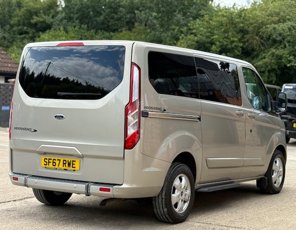 Used Ford Tourneo Custom 2017 for sale - 75361322: Photo 12