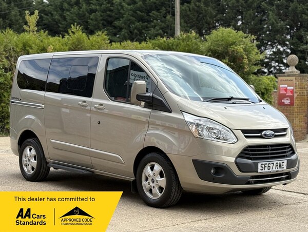 Used Ford Tourneo Custom 2017 for sale - 75361322: Photo 1