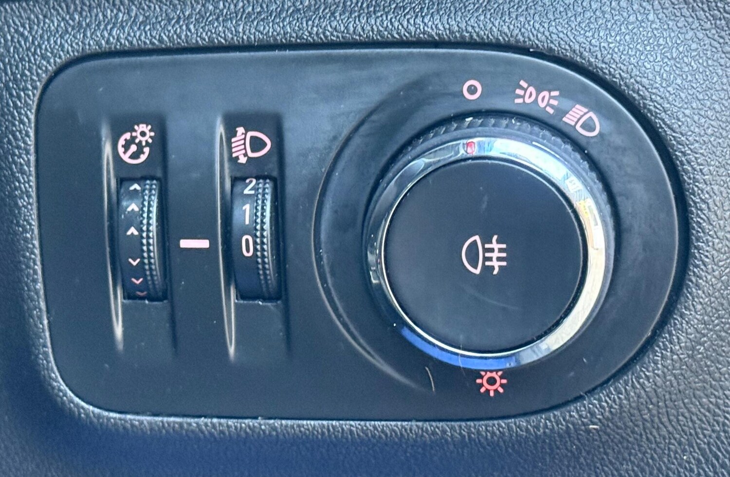 Used Vauxhall Corsa 2018 for sale - 75891500: Photo 42