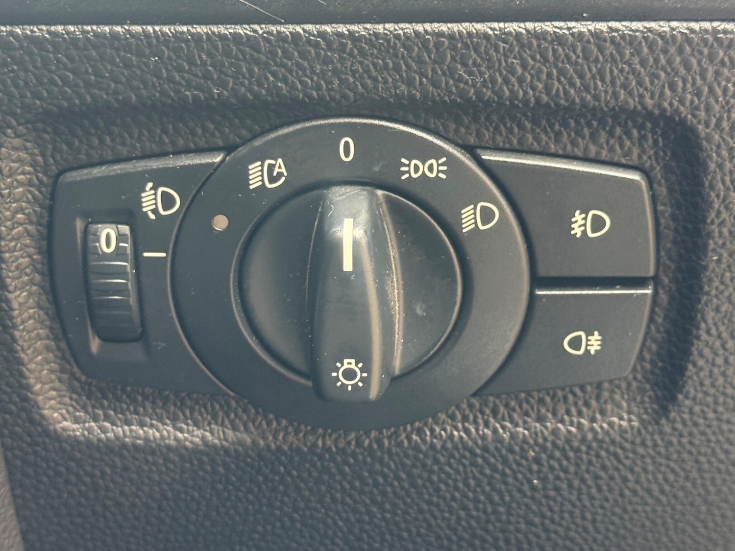 Used BMW 1 Series 2009 for sale - 78003542: Photo 38