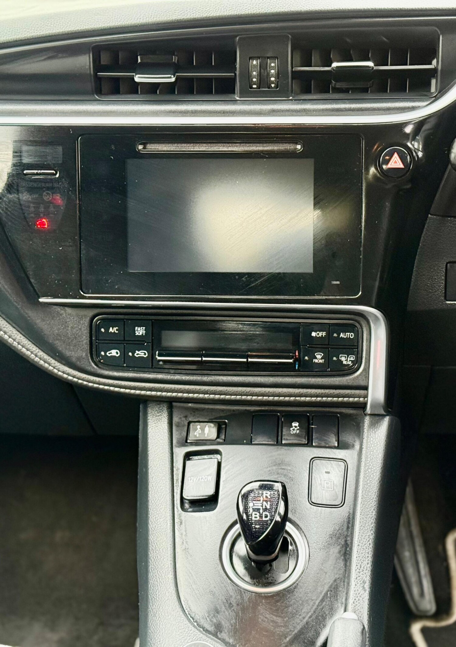 Used Toyota Auris 2018 for sale - 77641769: Photo 23