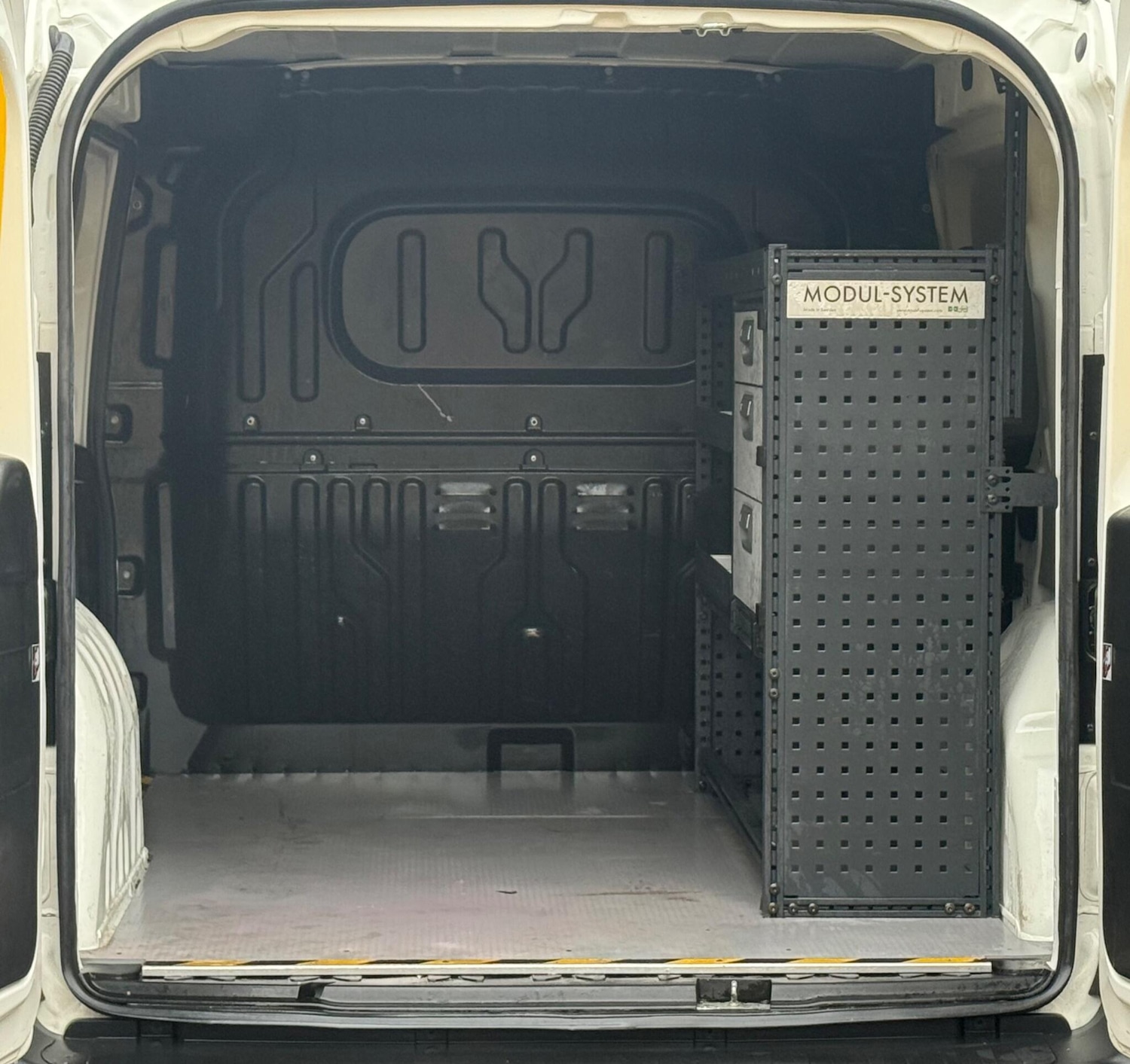 Used Vauxhall Combo 2018 for sale - 77323982: Photo 19