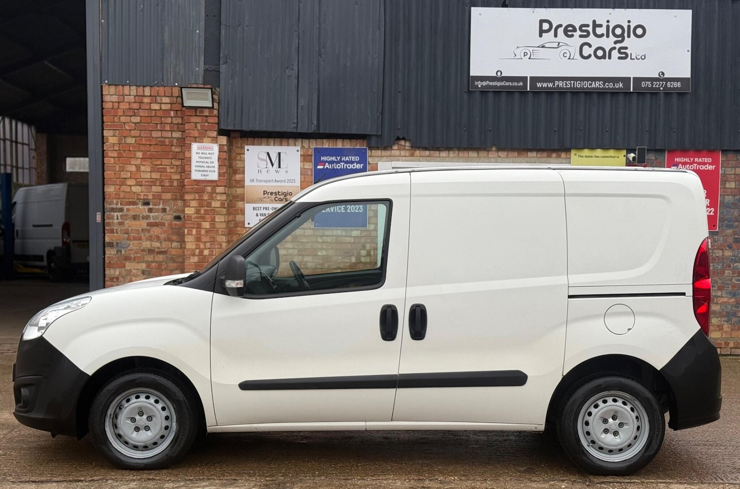 Used Vauxhall Combo 2018 for sale - 77323982: Photo 7