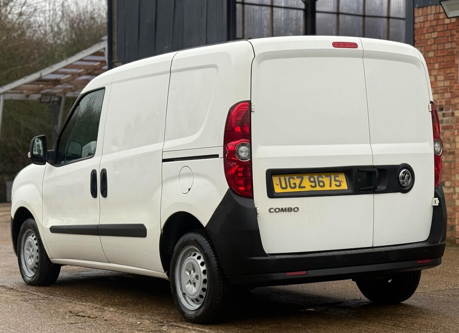 Used Vauxhall Combo 2018 for sale - 77323982: Photo 9