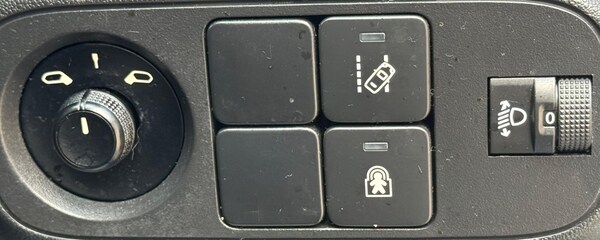 Used Citroen C3 2017 for sale - 75231330: Photo 39