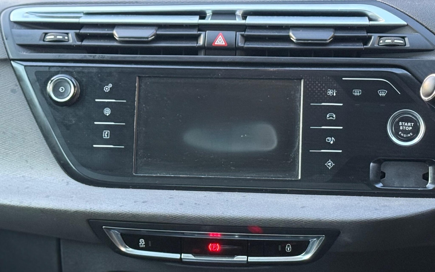 Used Citroen C4 Picasso 2015 for sale - 76949816: Photo 21