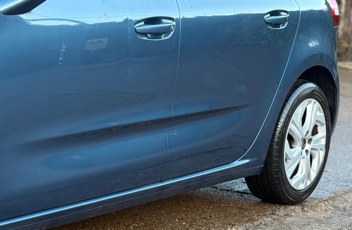 Used Citroen C4 Picasso 2015 for sale - 76949816: Photo 32