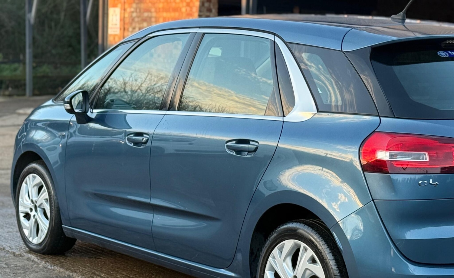 Used Citroen C4 Picasso 2015 for sale - 76949816: Photo 34