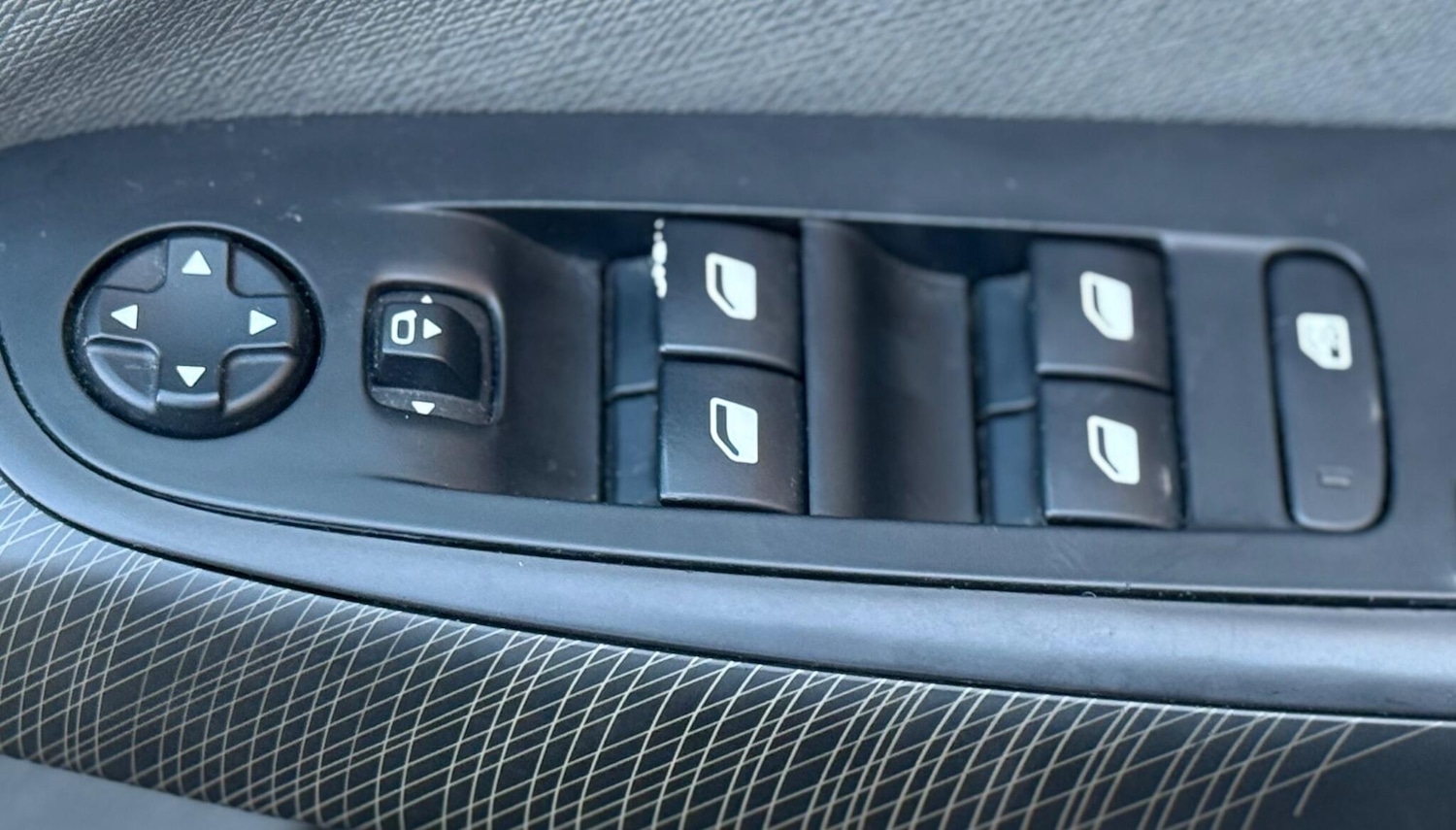 Used Citroen C4 Picasso 2015 for sale - 76949816: Photo 40