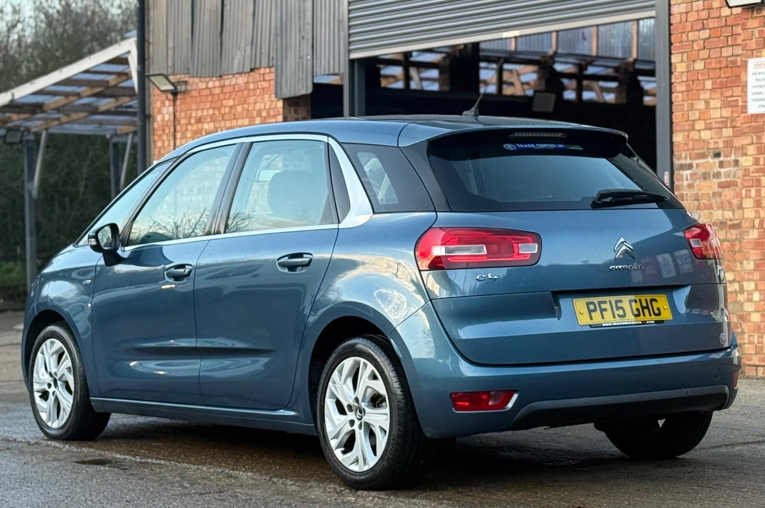 Used Citroen C4 Picasso 2015 for sale - 76949816: Photo 9