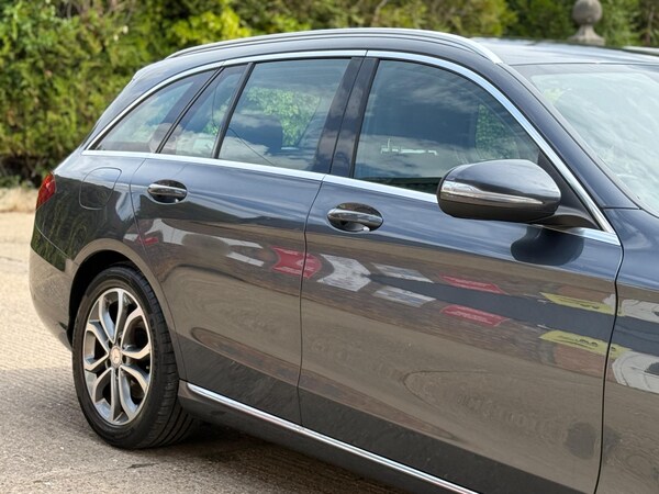 Used Mercedes-Benz C Class 2015 for sale - 75385583: Photo 17