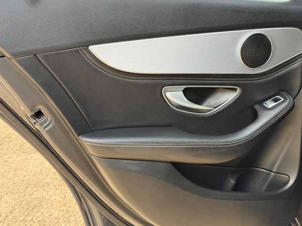Used Mercedes-Benz C Class 2015 for sale - 75385583: Photo 34