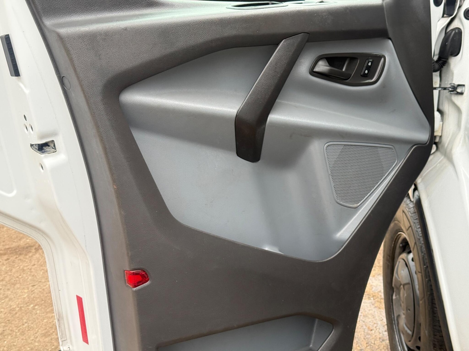 Used Ford Transit Custom 2016 for sale - 77477083: Photo 37