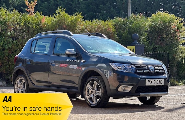 Used Dacia Sandero Stepway 2019 for sale - 76046963: Photo 1