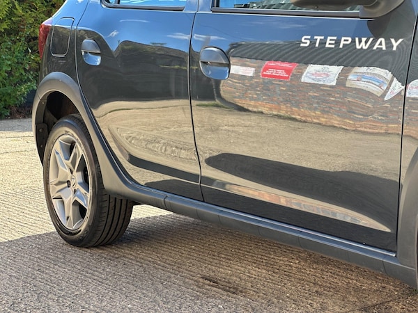 Used Dacia Sandero Stepway 2019 for sale - 76046963: Photo 22