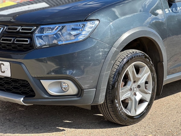 Used Dacia Sandero Stepway 2019 for sale - 76046963: Photo 23