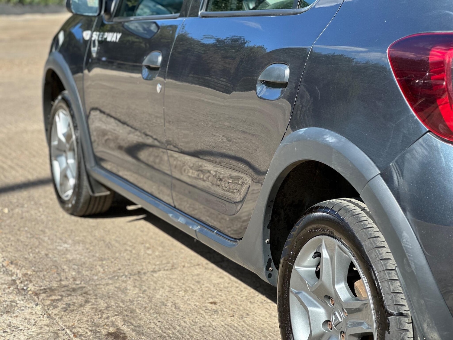 Used Dacia Sandero Stepway 2019 for sale - 76046963: Photo 28