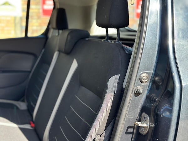 Used Dacia Sandero Stepway 2019 for sale - 76046963: Photo 40