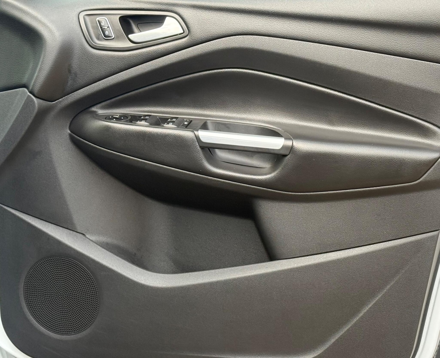 Used Ford Kuga 2015 for sale - 77072142: Photo 15