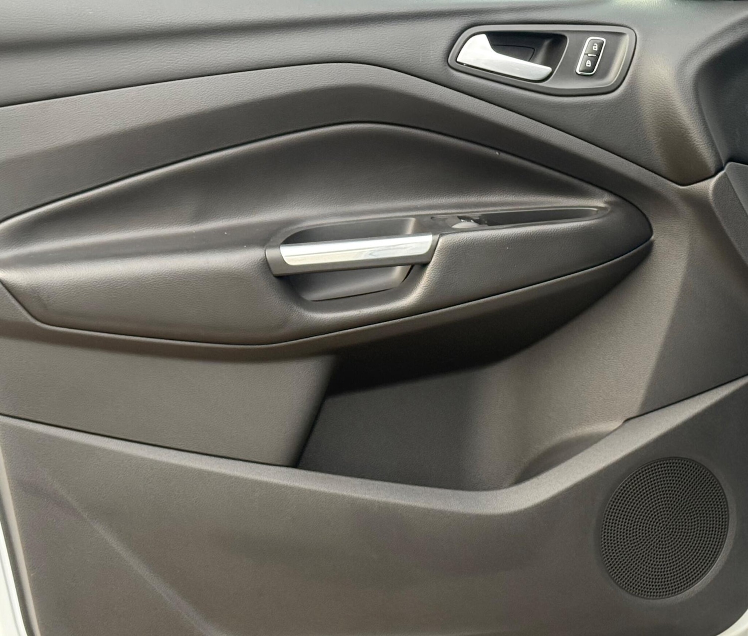 Used Ford Kuga 2015 for sale - 77072142: Photo 18