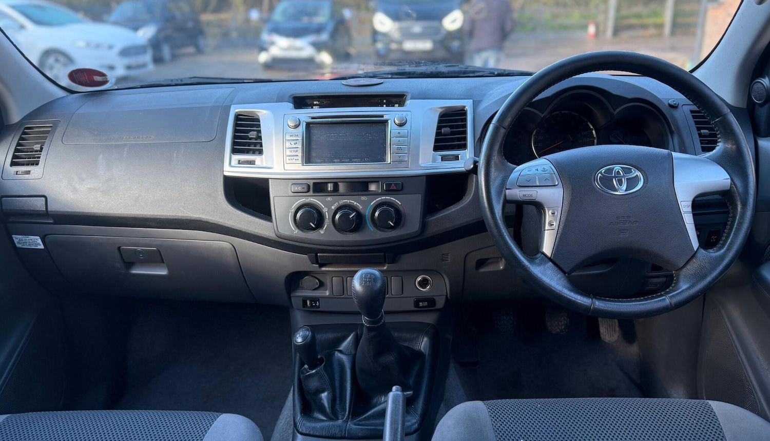 Used Toyota Hilux 2012 for sale - 76693549: Photo 18