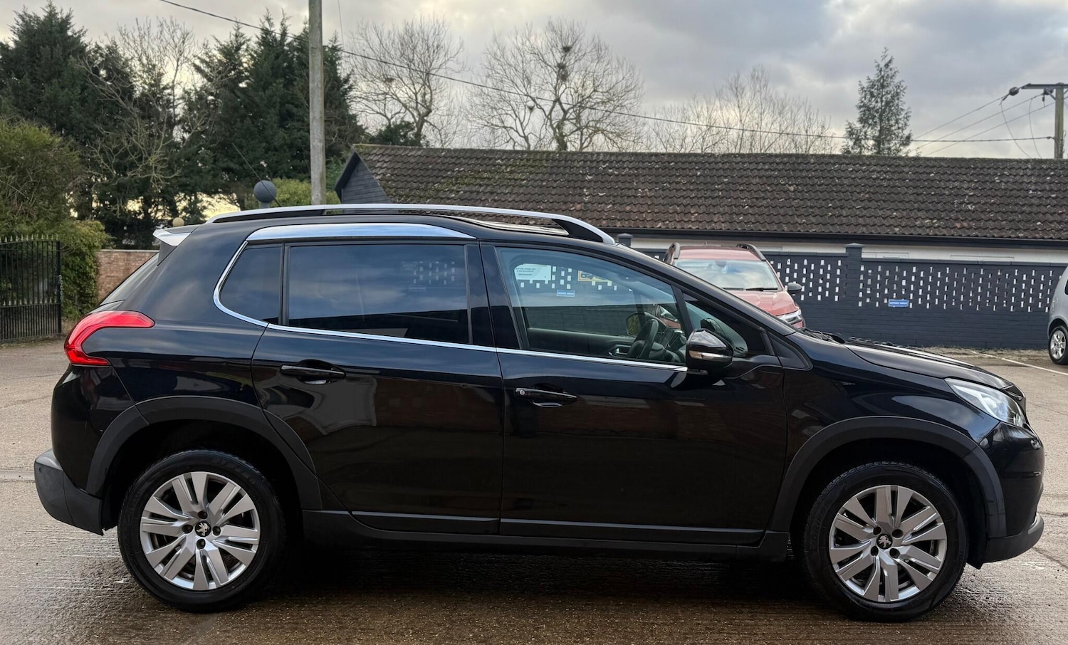 Used Peugeot 2008 2016 for sale - 77128644: Photo 12