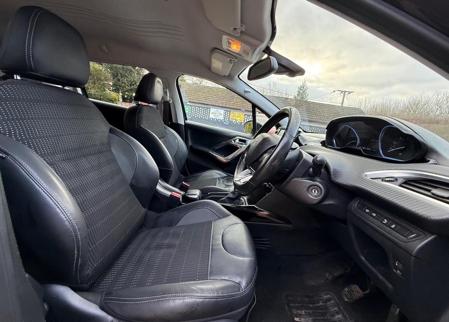 Used Peugeot 2008 2016 for sale - 77128644: Photo 14