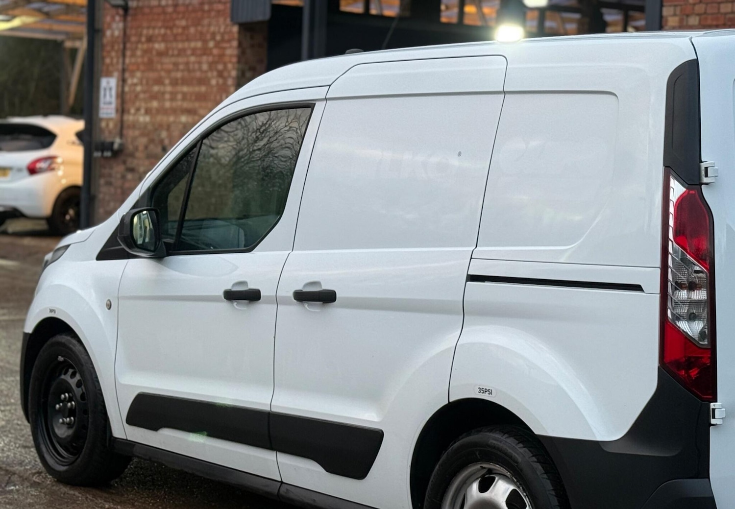 Used Ford Transit Connect 2020 for sale - 77171389: Photo 30