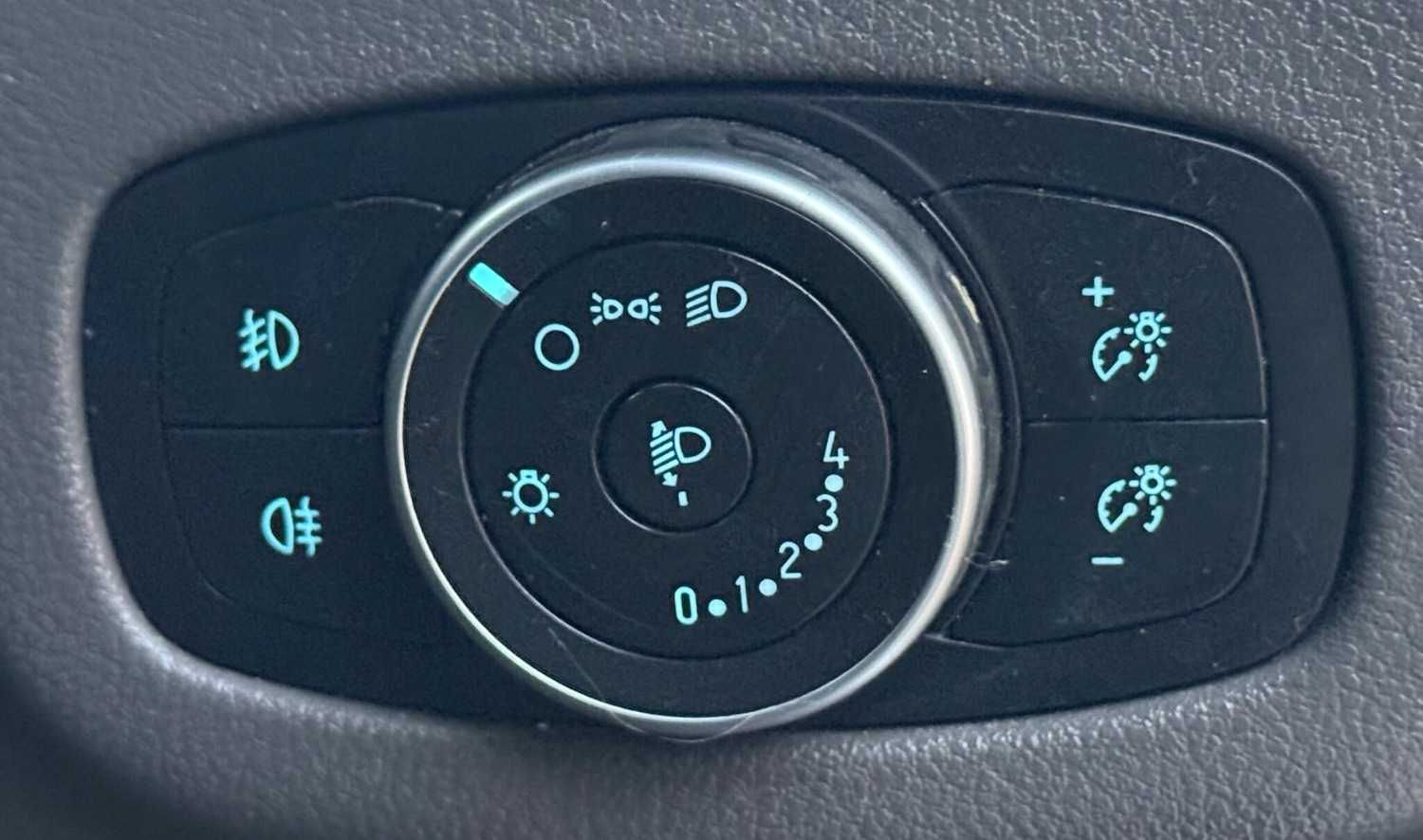 Used Ford Transit Connect 2020 for sale - 77171389: Photo 38