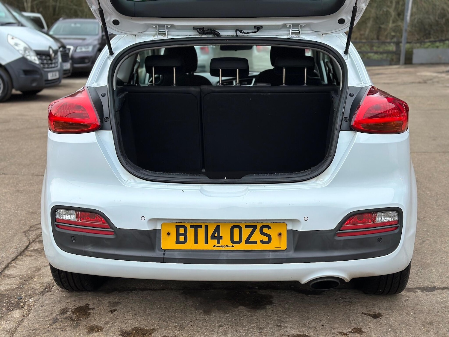 Used Kia Pro Ceed 2014 for sale - 77084143: Photo 15