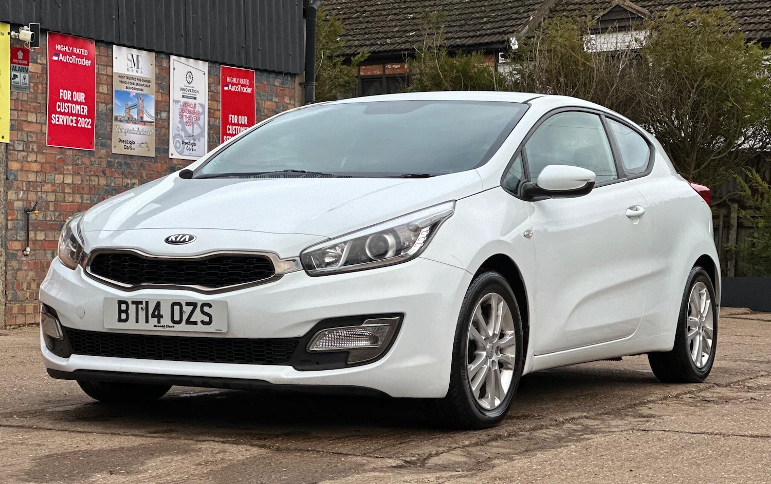 Used Kia Pro Ceed 2014 for sale - 77084143: Photo 5