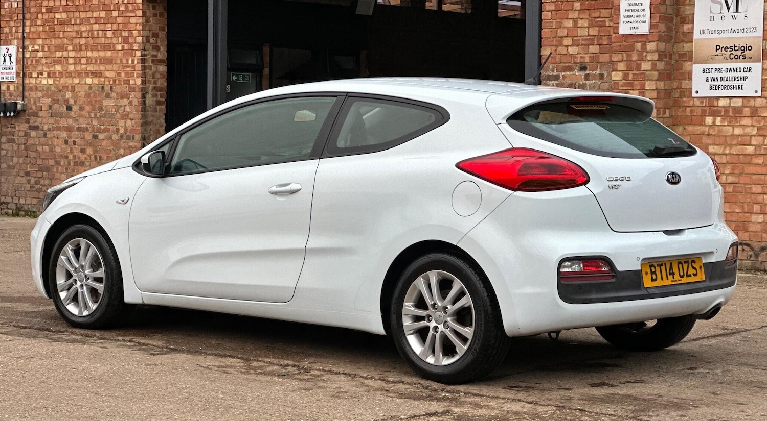 Used Kia Pro Ceed 2014 for sale - 77084143: Photo 9