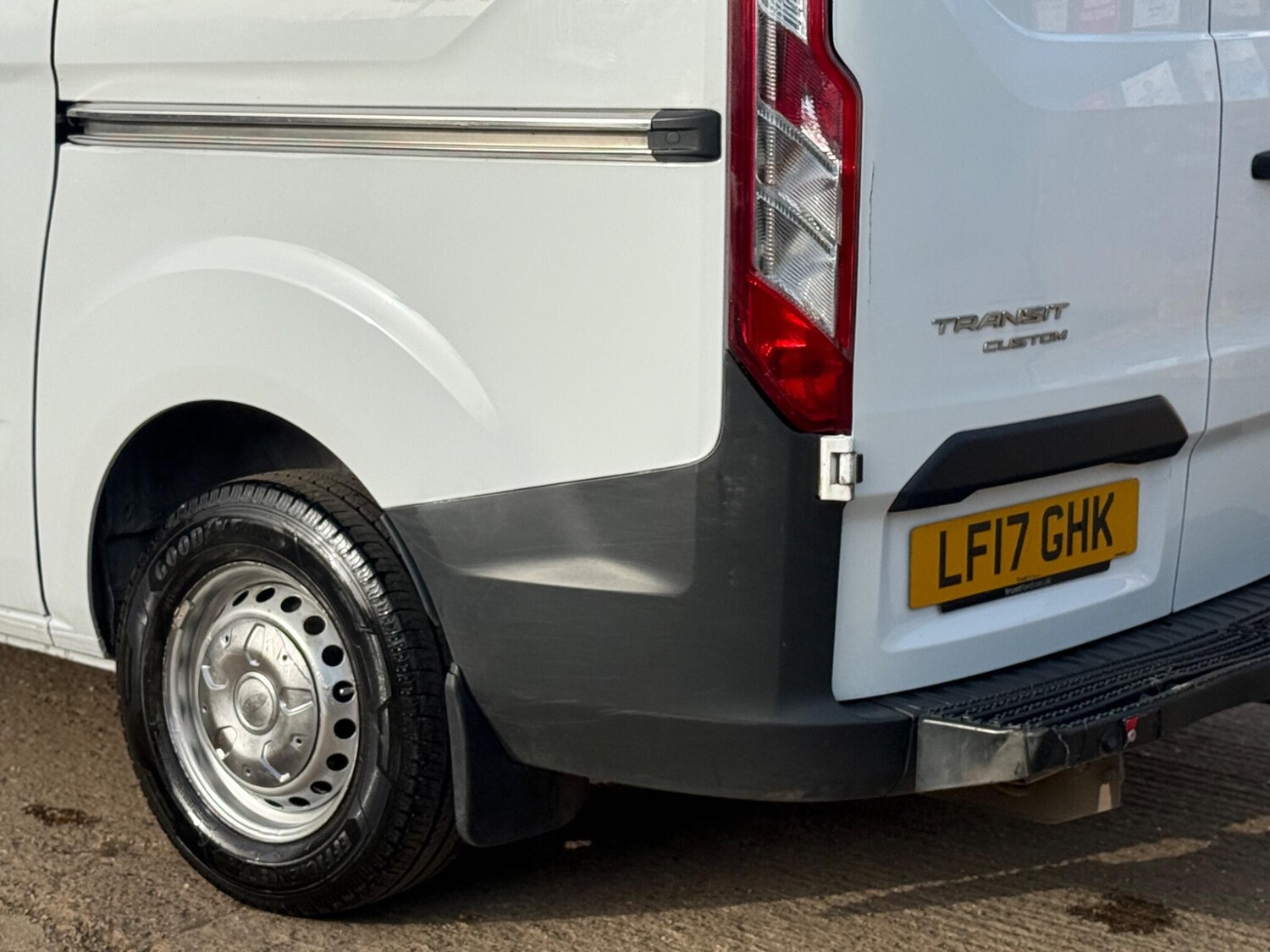 Used Ford Transit Custom 2017 for sale - 77676556: Photo 28