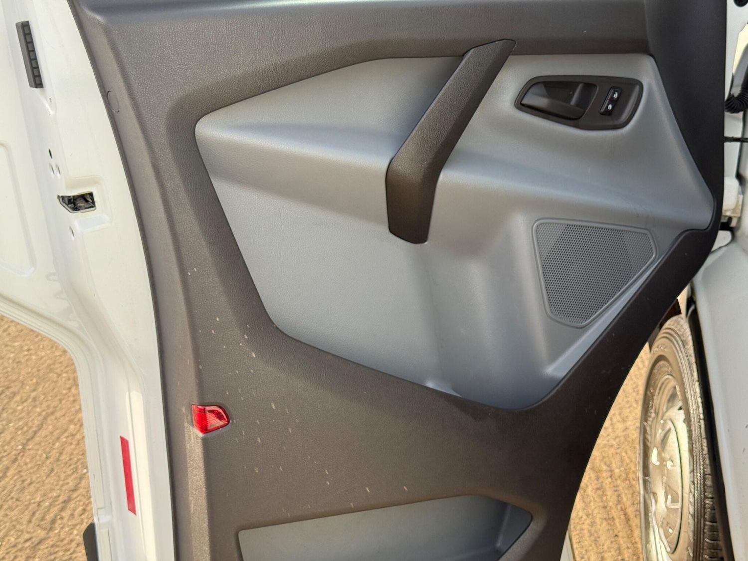 Used Ford Transit Custom 2017 for sale - 77676556: Photo 37