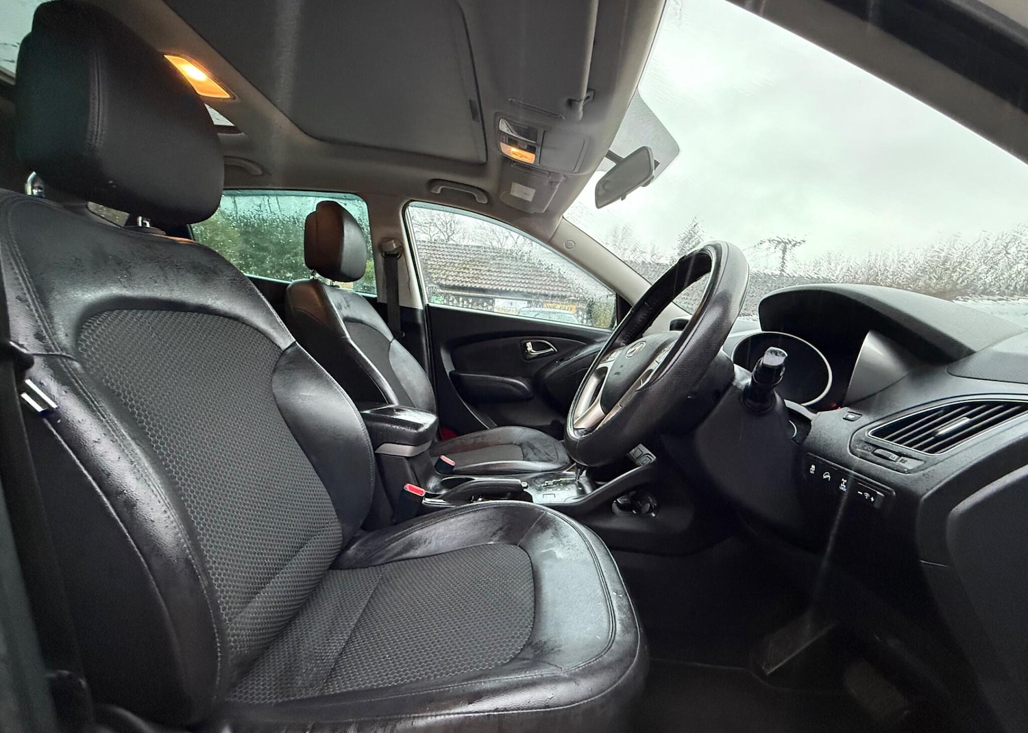 Used Hyundai Ix35 2012 for sale - 76957651: Photo 9