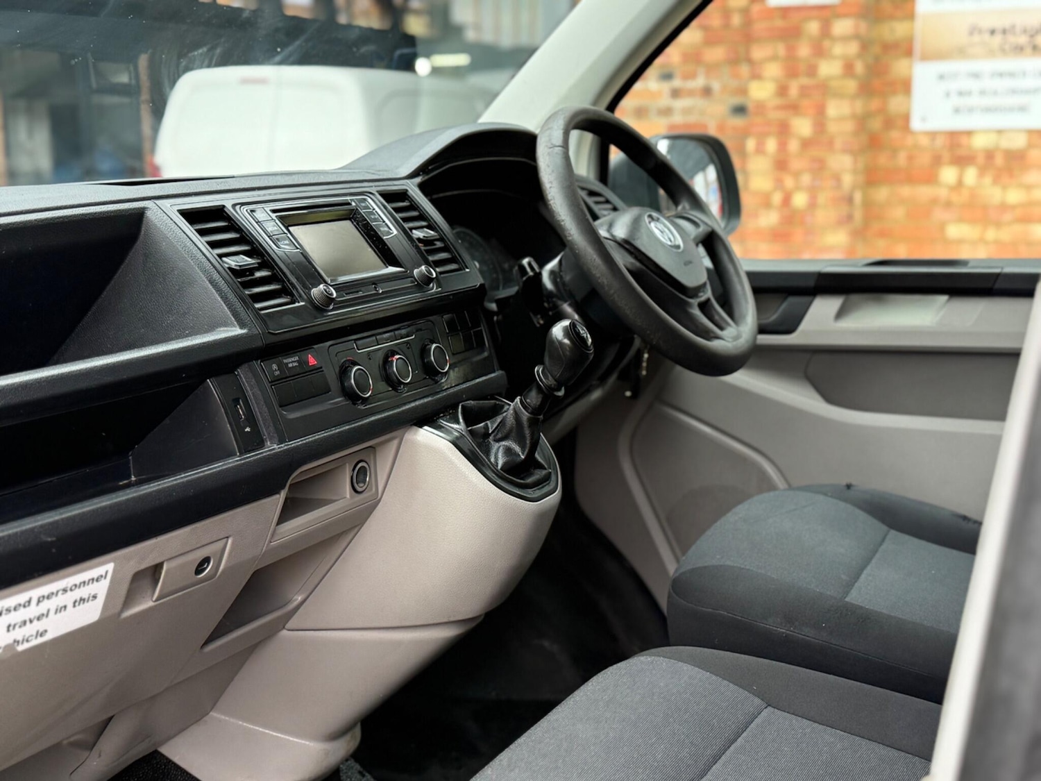 Used Volkswagen Transporter 2018 for sale - 78098376: Photo 10