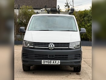 Used Volkswagen Transporter 2018 for sale - 78098376: Photo
