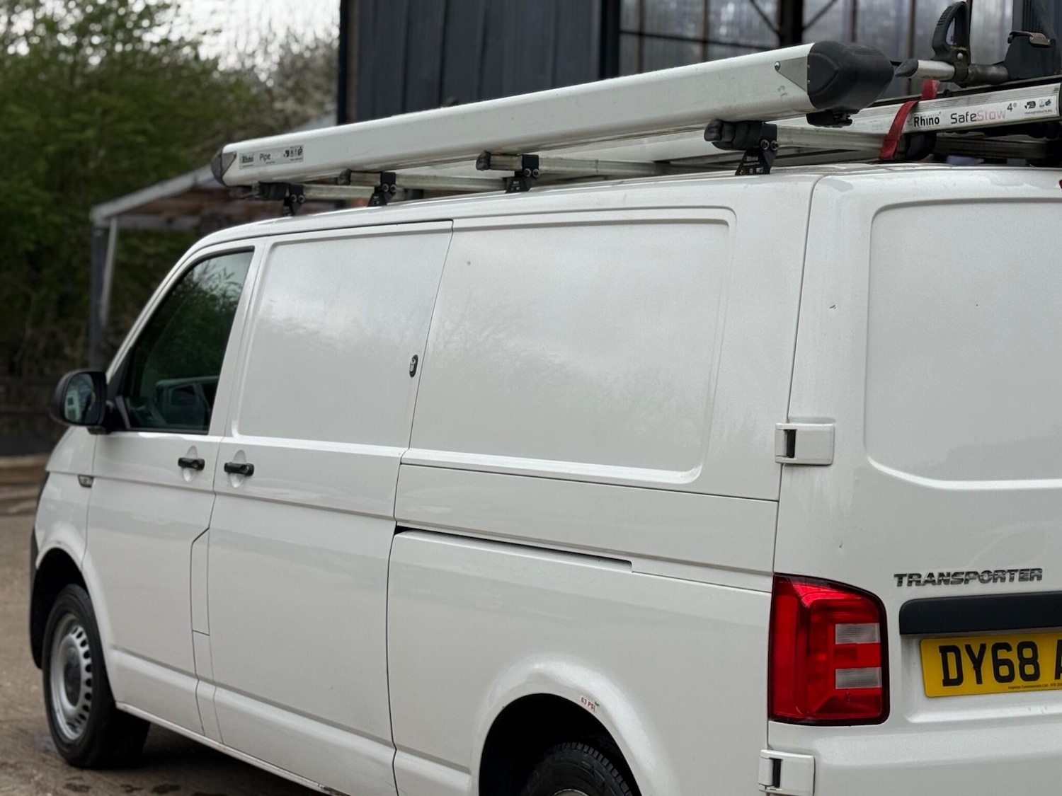 Used Volkswagen Transporter 2018 for sale - 78098376: Photo 20