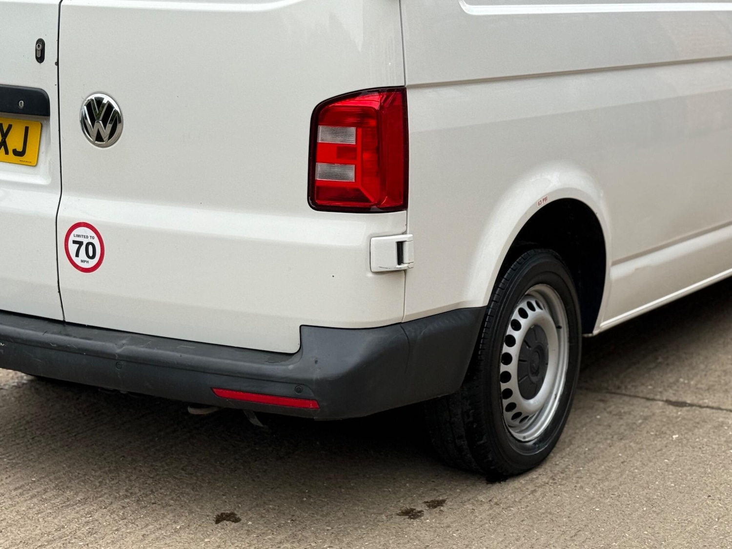 Used Volkswagen Transporter 2018 for sale - 78098376: Photo 23