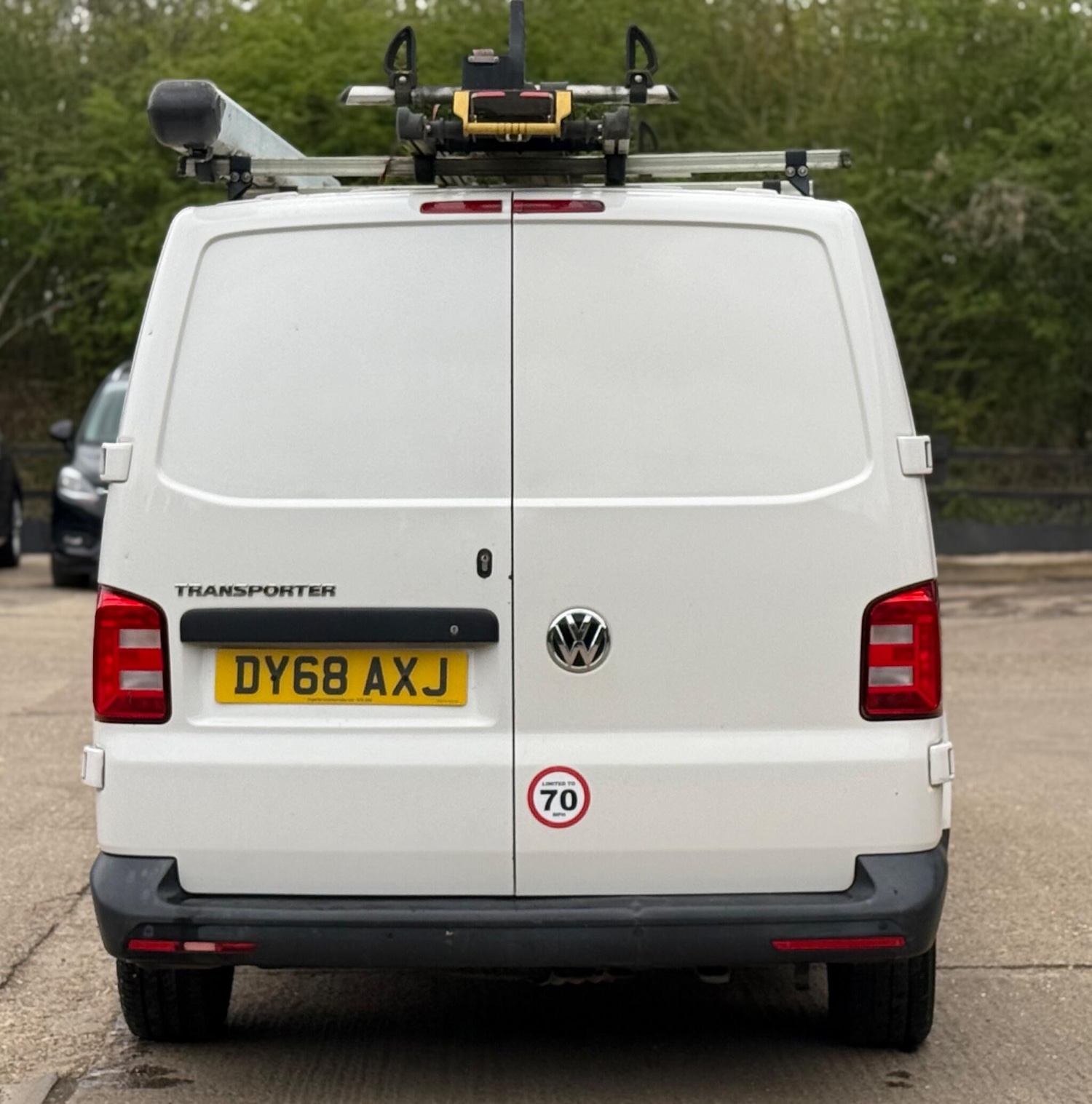 Used Volkswagen Transporter 2018 for sale - 78098376: Photo 3