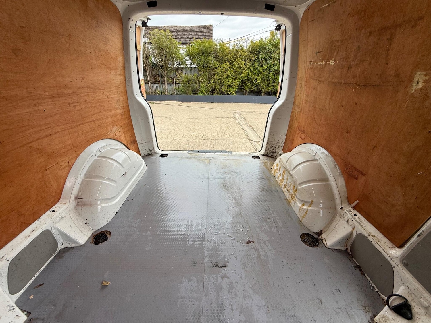 Used Volkswagen Transporter 2018 for sale - 78098376: Photo 32