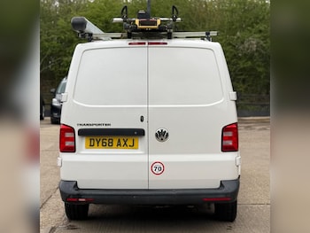 Used Volkswagen Transporter 2018 for sale - 78098376: Photo