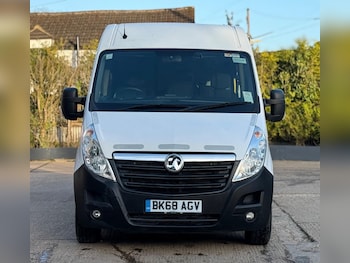 Vauxhall Movano feature image