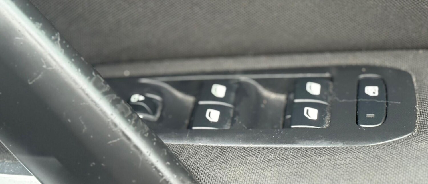 Used Peugeot 308 for sale - 78201518: Photo 39