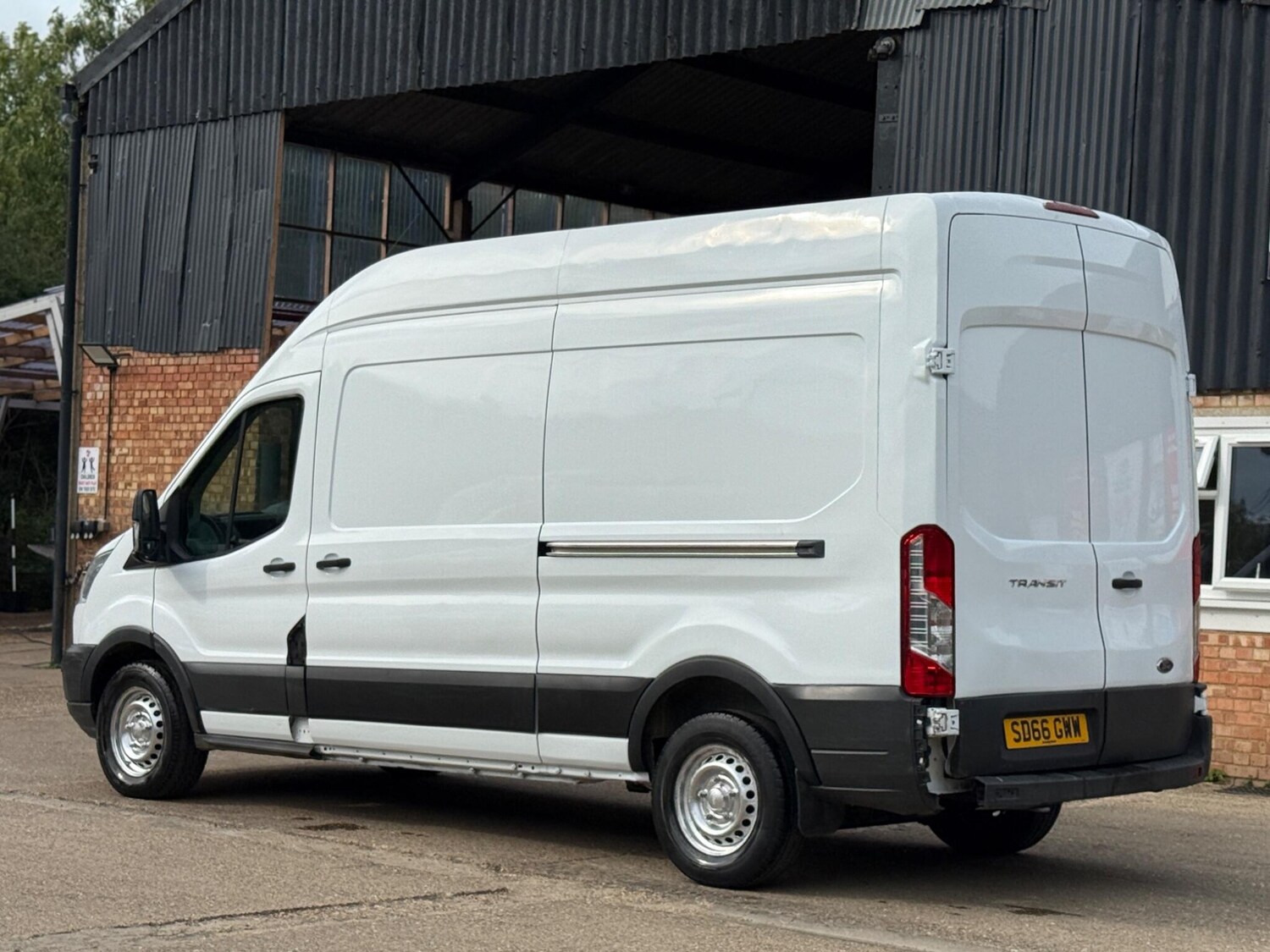 Used Ford Transit 2016 for sale - 76588762: Photo 9