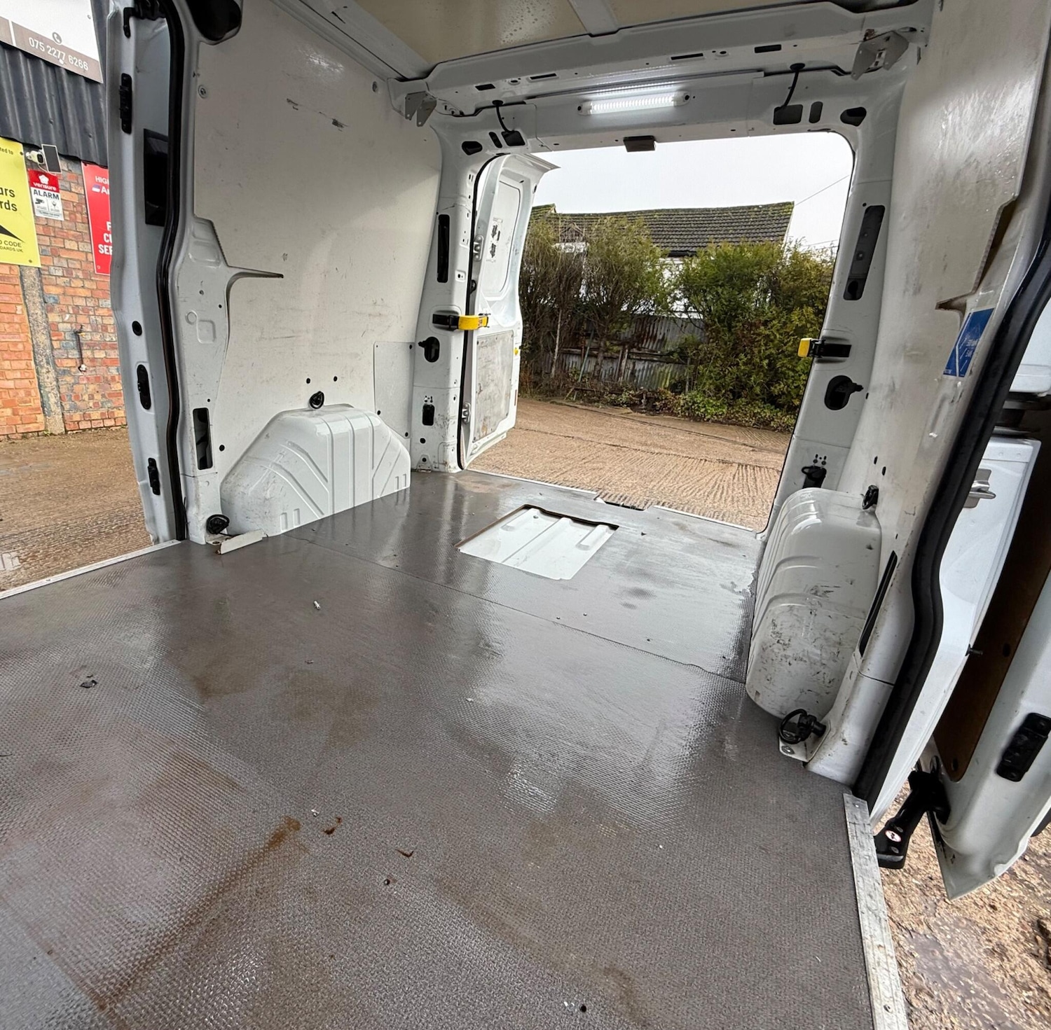 Used Ford Transit Custom 2017 for sale - 77023534: Photo 14