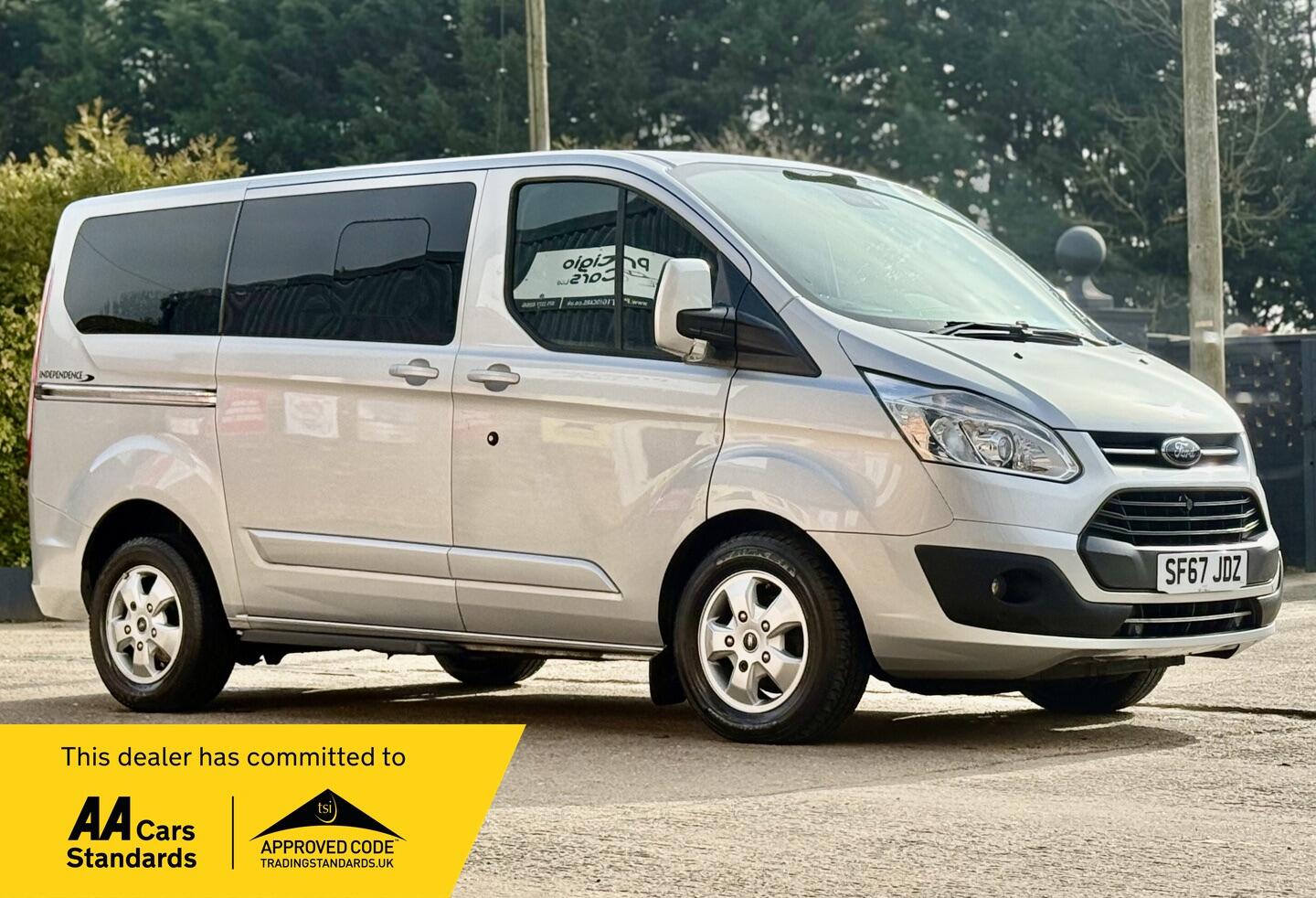 Used Ford Tourneo Custom 2017 for sale - 77747393: Photo 1