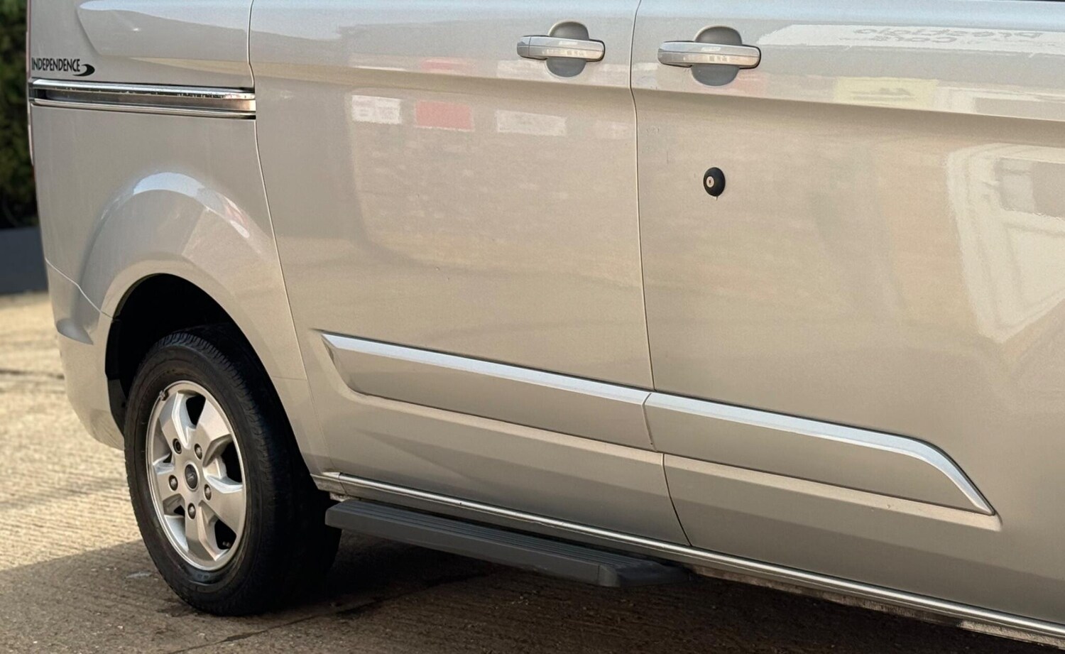 Used Ford Tourneo Custom 2017 for sale - 77747393: Photo 28